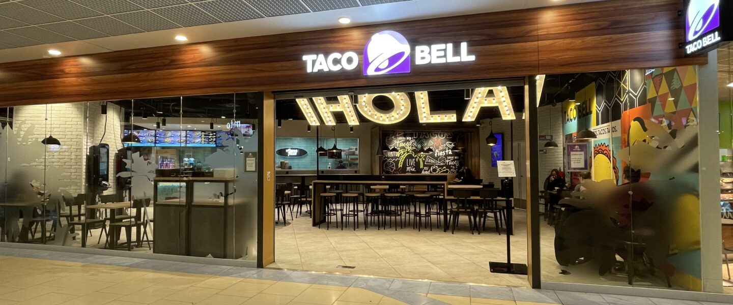 気になるファストフード店　Taco Bell　行ってみたよ