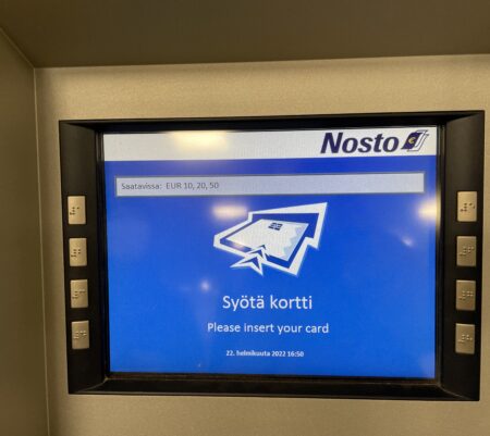 ATMの使い方　〜思っていた以上に現金が必要だった？！フィンランド生活備忘録〜